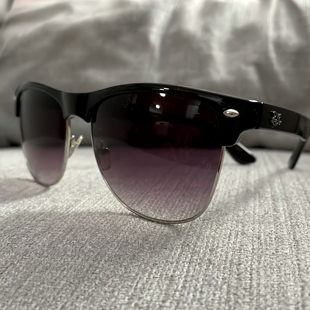 Great Condition Like New Ray-Ban Purple Ombré Lens